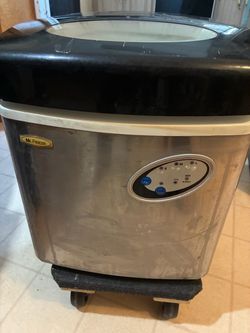 Ice machine