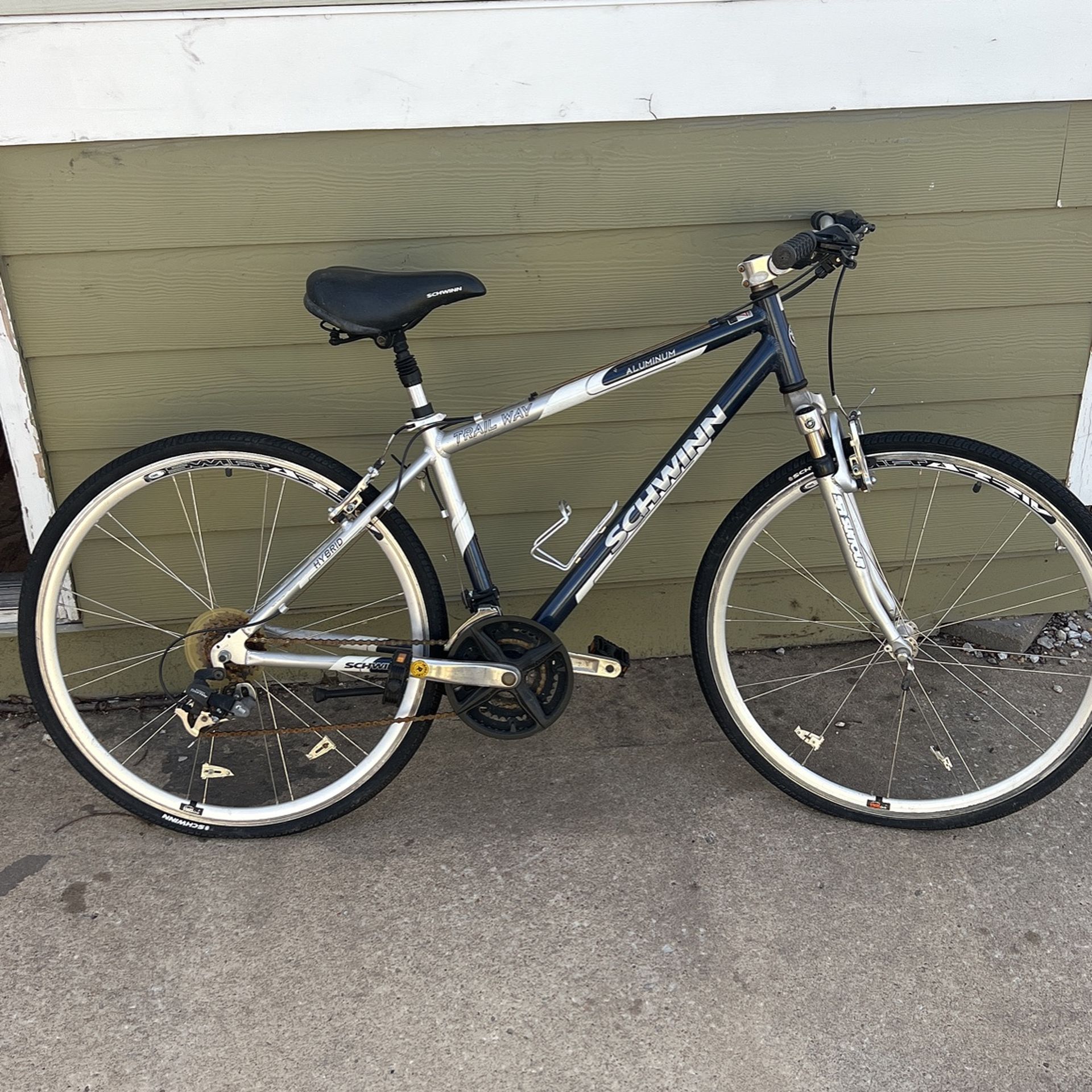 Schwinn Bicycle  Hybrid