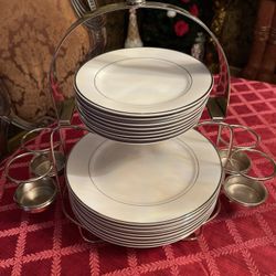 International Silver Company Fine China Serves 8