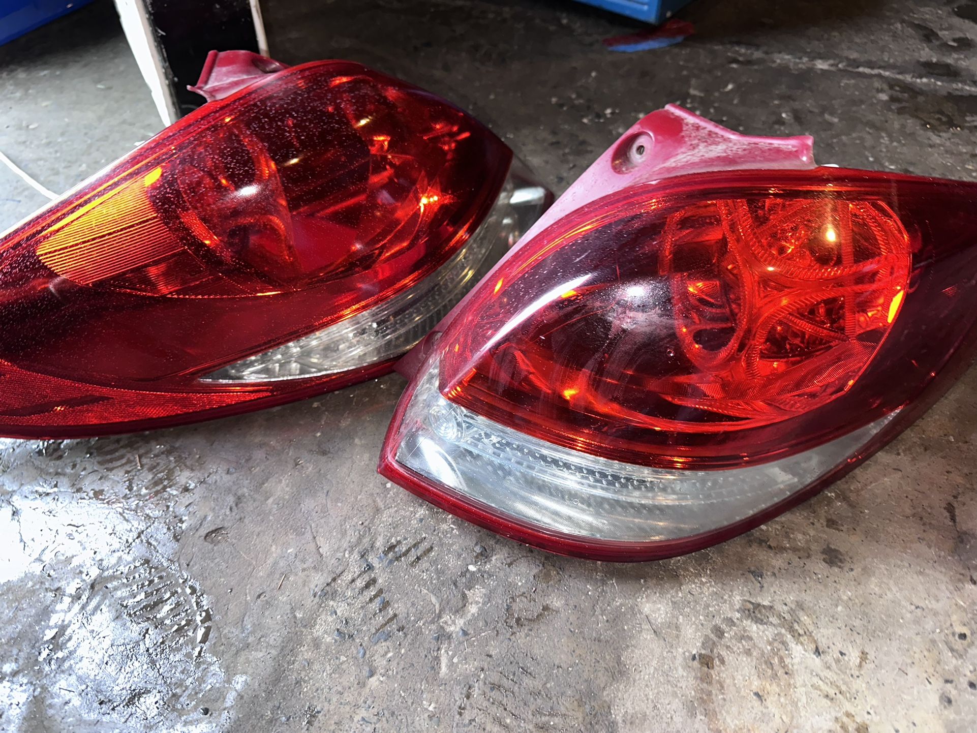Veloster Hyundai 2012 Back Lights