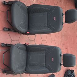 2015-2018 Ford Focus Fiesta ST ST1 Front Seats and Rear Seat Backrests OEM