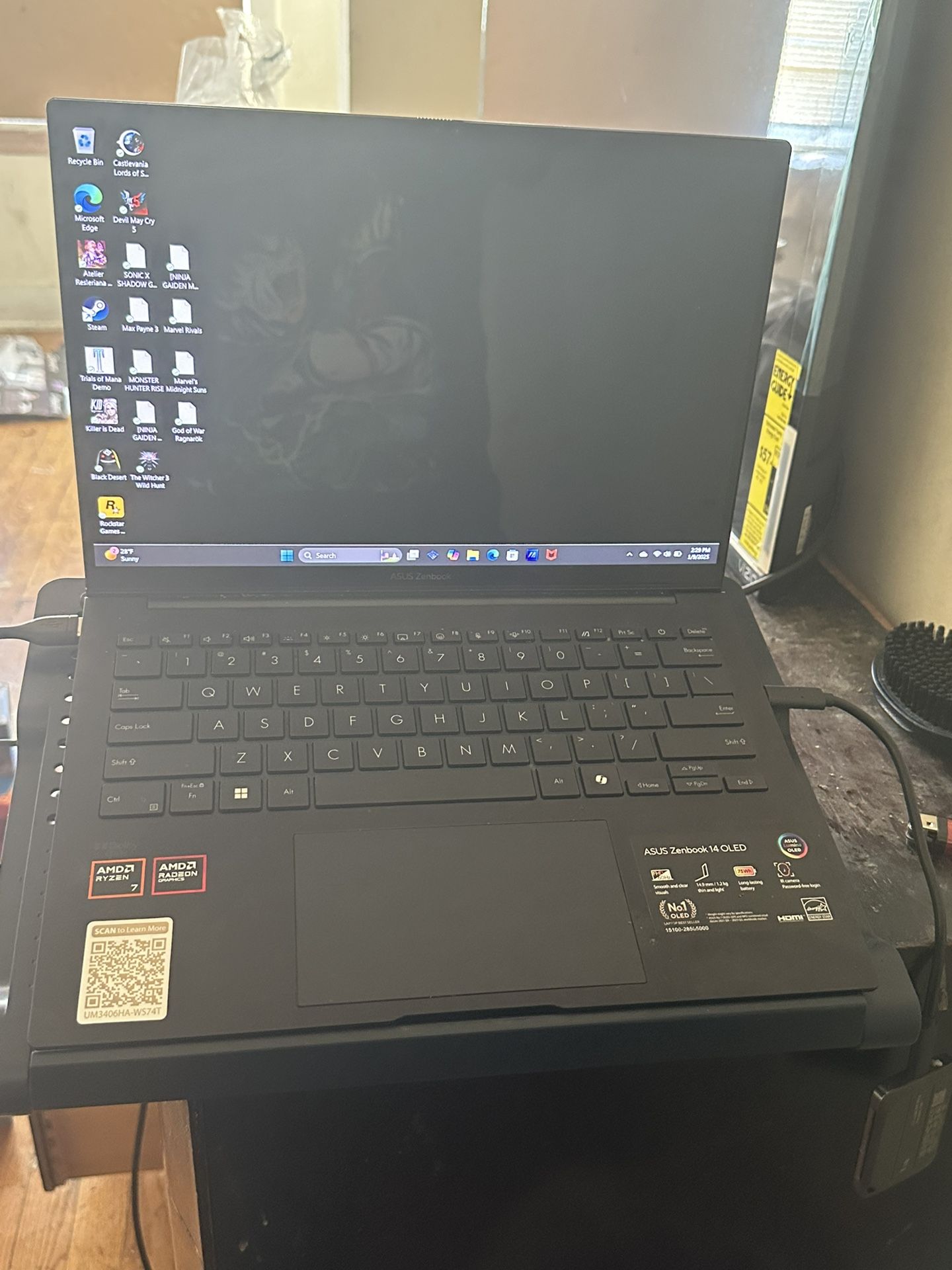 Asus Zen book 14 Umg3406