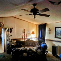 Pre-Owned 3 Bed 2 bath Mobile Home Northwest San Antonio