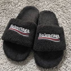 Balenciaga Slides 
