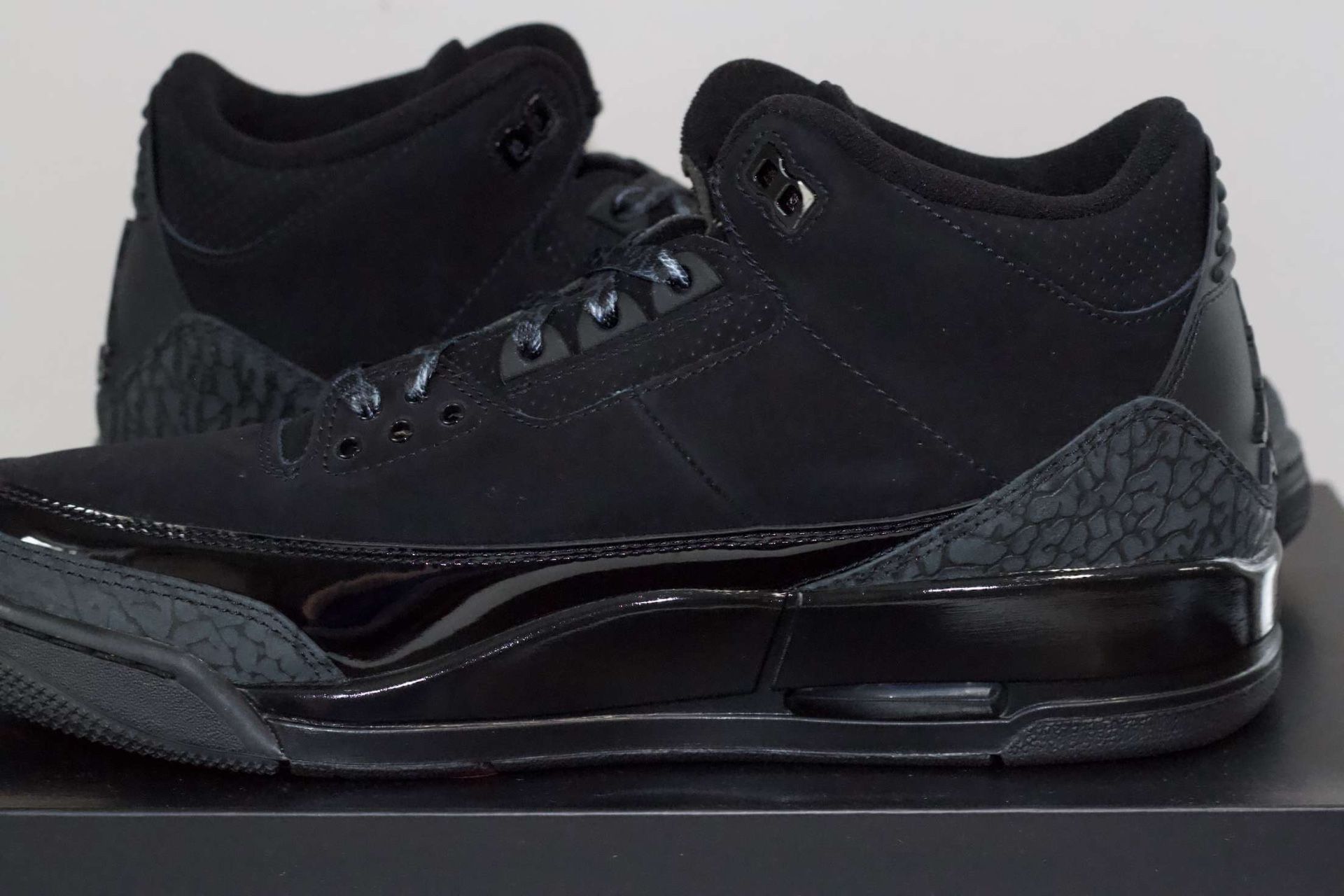 Brand New Jordan 3 Black cat