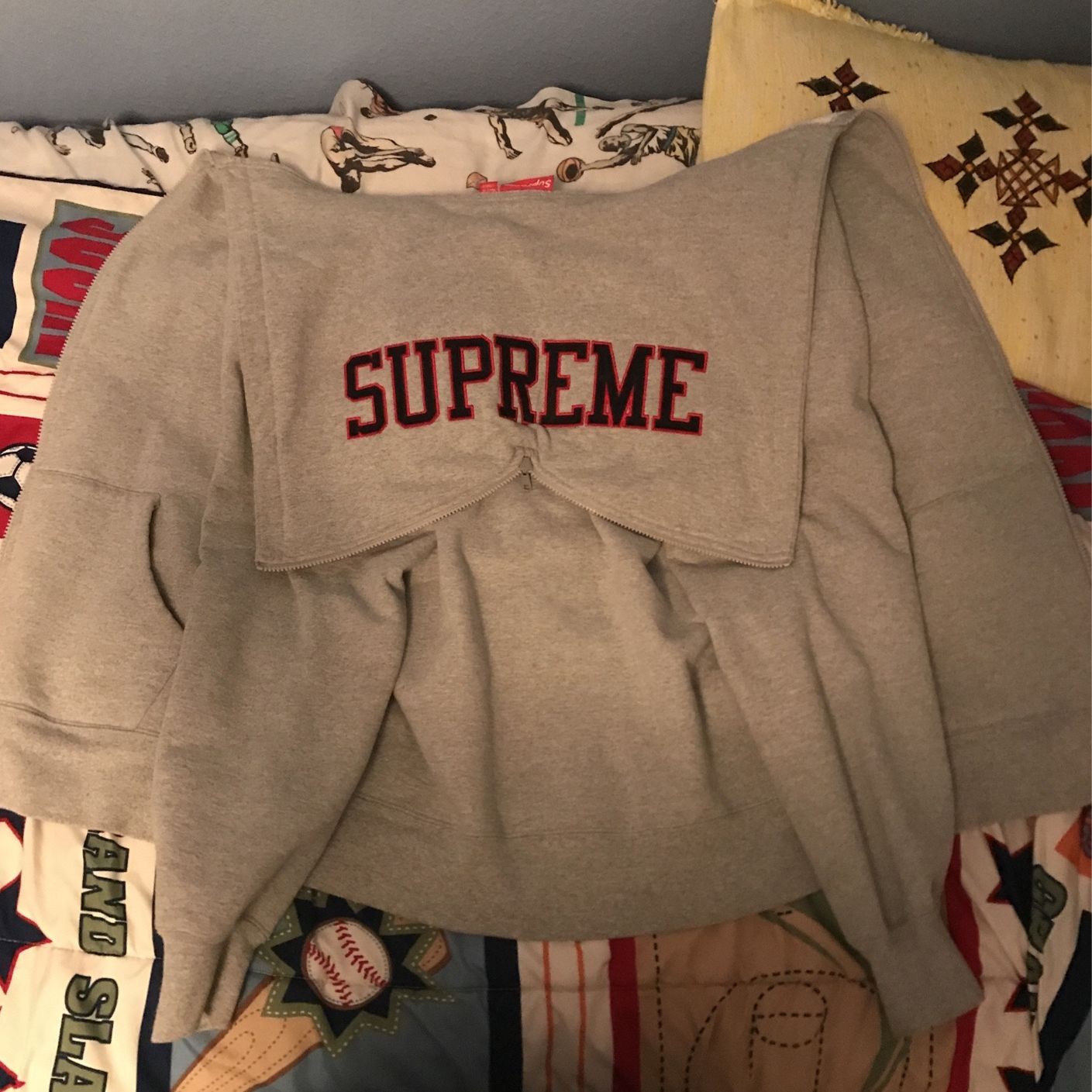 Supreme Hoodie Size XL Men’s