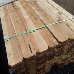 NEW FENCE WOOD PALLETS COVER 200 FEET
