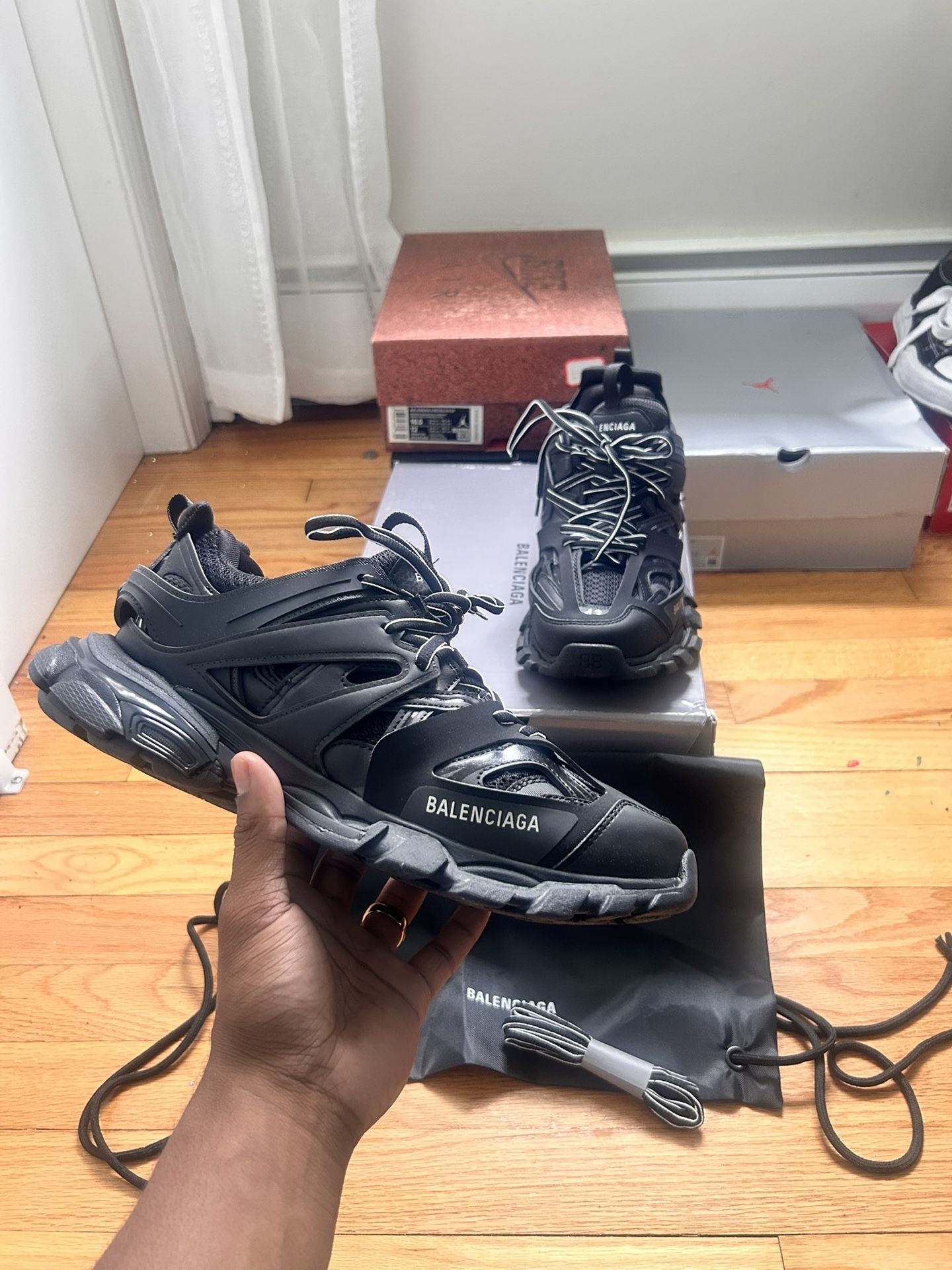Balenciaga Black Tracks Size 9π OG ALLβ
$500π°