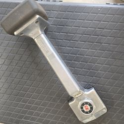 Carpet Knee Stretcher