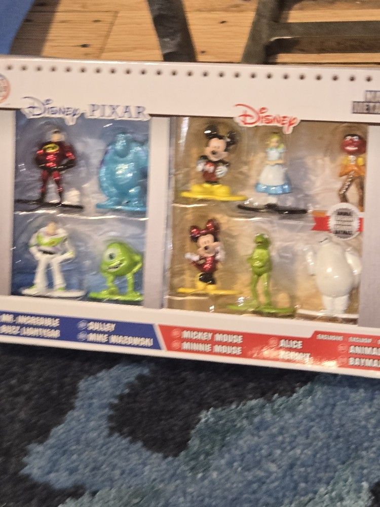 Disney Characters EXCLUSIVE Nano Metalfig Die-Cast Metal 10 Pack Box Set