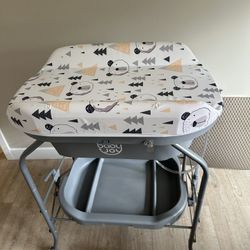 Baby Joy Changing Table with Bath Tub 