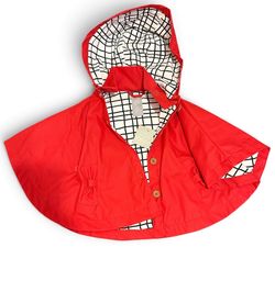 Red Hooded Cape water repellent 24 months