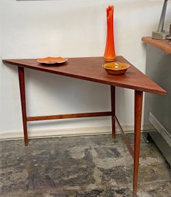 Mid Century Corner Table