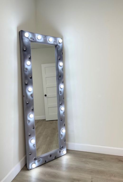 New Vanity Mirrors With Free Delivery 
