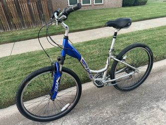 Trek Adult Step-Thru Lightweight Aluminum 24-speed 26-inch Wheels Trek
