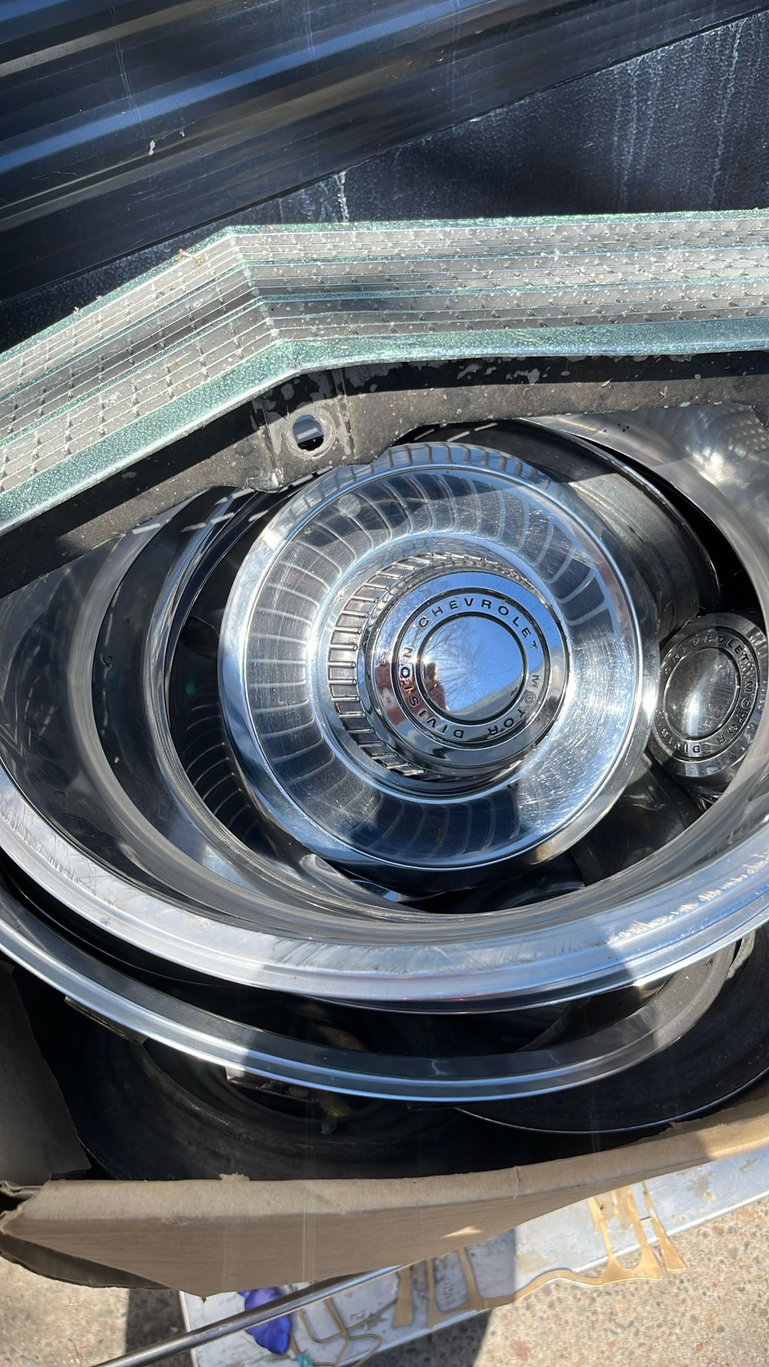 Caps , Beauty Rings & Front Grill 1973 Monte Carlo