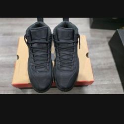 JORDAN 12 WINTERIZED SIZE 10
