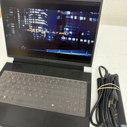 Alienware X14 R2 165Hz 14-inch QHD 2.4 GHz I7 32Gb/4TB SSD RTX 4060 Gaming Laptop 