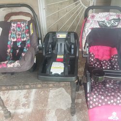 Child Carriage And 2 Car Restraining Seats In Perfect Working Conditions 