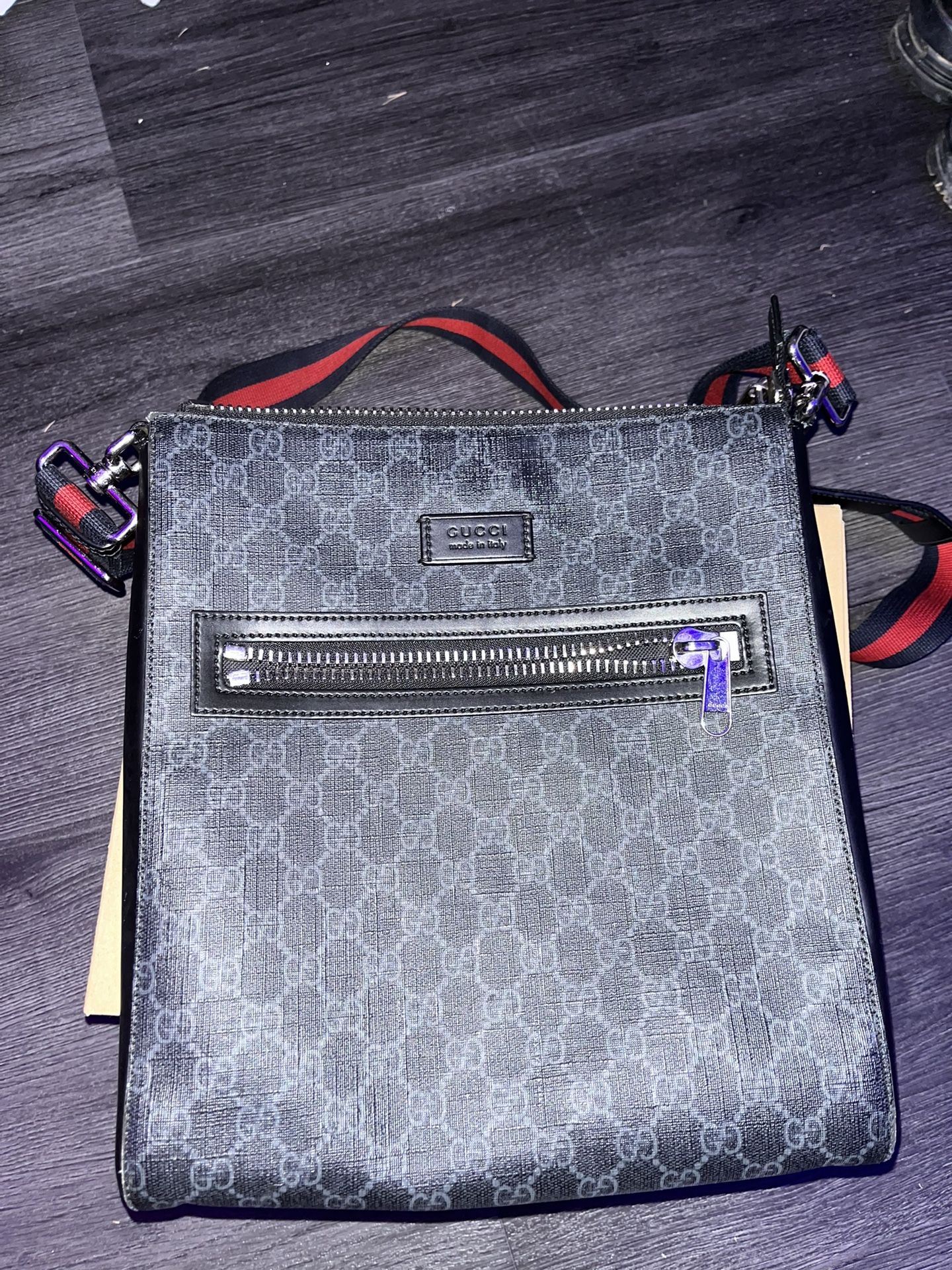 Gucci GG Supreme Messenger Bag