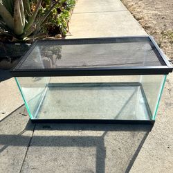Tanque para reptiles 15 Galones