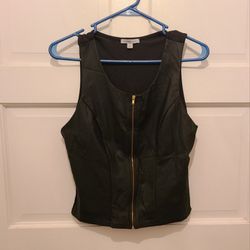 Vest Woman's Charlotte Russe Black Zippered Front Vest Large