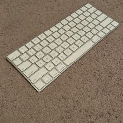 Apple Magic Keyboard