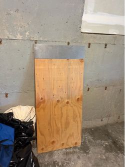 Skate kicker and box