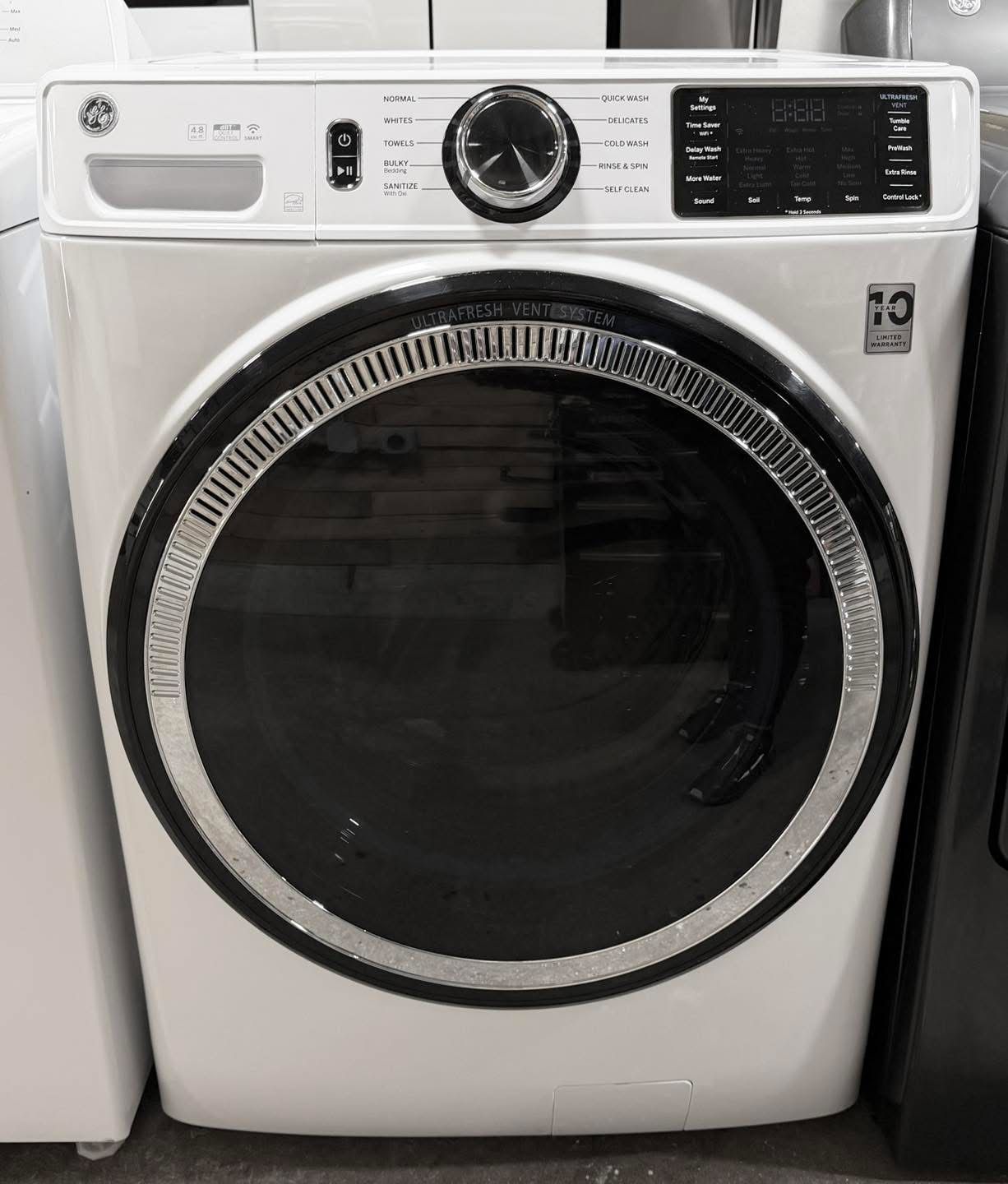 XL Smart Front Load Washer GE, UltraFresh Vent System w/OdorBlock+Sanitize w/Oxi