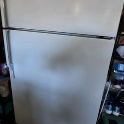 Magic Chef Fridge