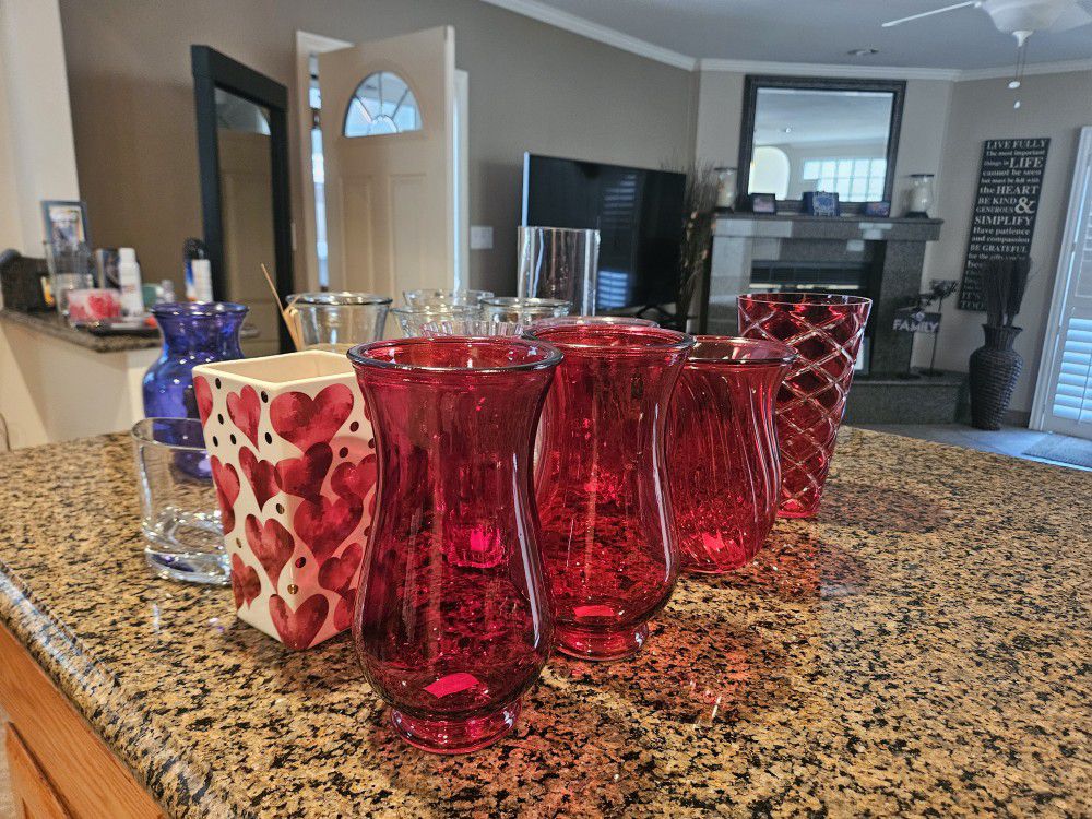 Vases, 15 Different Colors and Sizes 