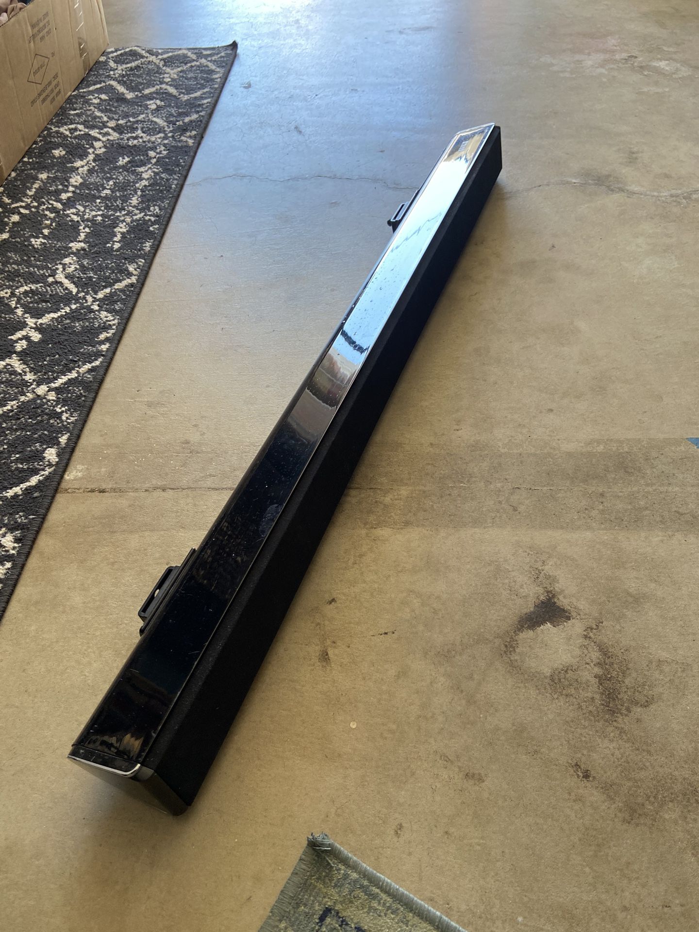 Naxa 42’’ Slim Sound Bar With Bluetooth