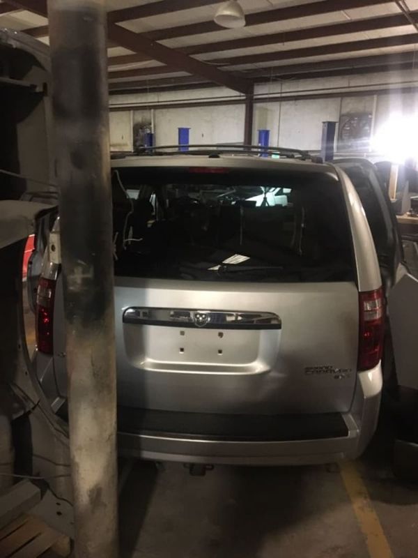 2010 Dodge Grand Caravan Partsper Engine Transmission Hood Fender Wheel Rim Door Seat Fuel Tank Trunkgate 2010 Dodge Grand Caravan Partsper Engine Transmission Hood Fender Wheel Rim Door Seat Fuel Tank Trunkgate