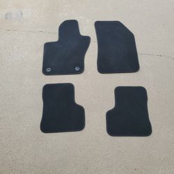 2021 Jeep Renegade Carpet Floormats