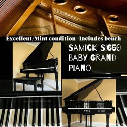 Baby grand Piano-mint condition 