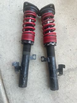 Mazda 3 front struts