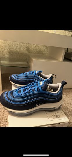 Brand New Women Nike Shoes Customs 