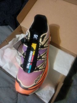 Solomon shoes woman