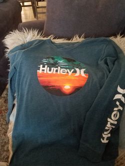 Hurley long sleve shirt