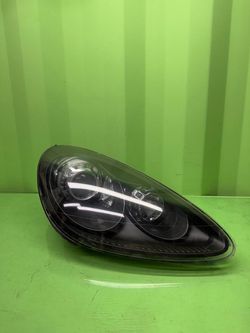 2011 2012 2013 2014 PORSCHE CAYENNE 958 GTS Right Passenger Side Headlight OEM 7P5 941 032 BH