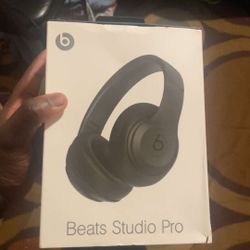 Beats Studio Pro