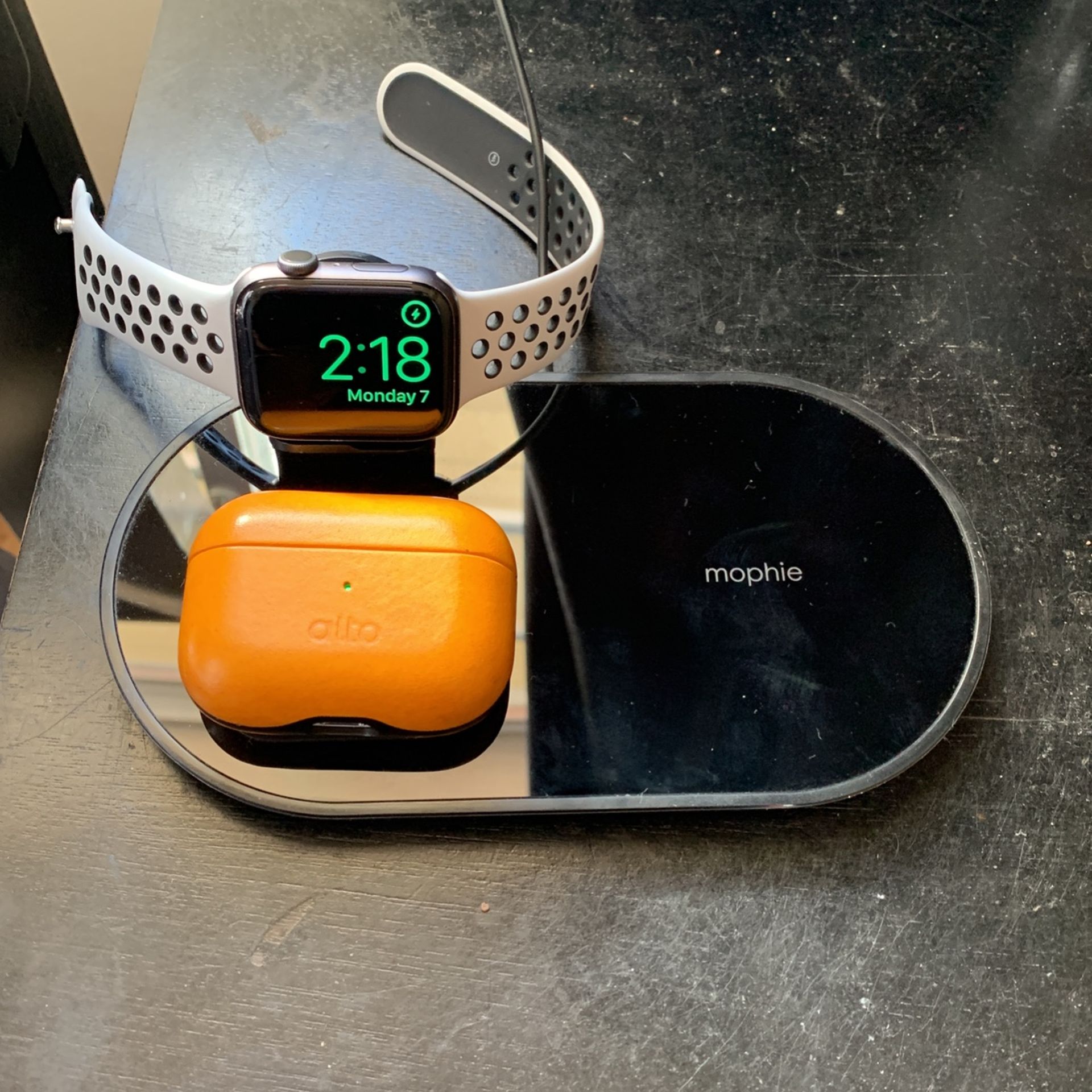 Mophie Wireless Charger 