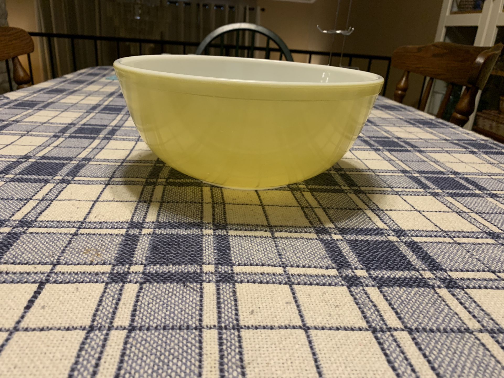 Vintage Pyrex  #404 Primary Color Mixing Bowl 