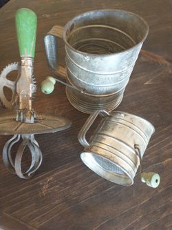 Vintage Sifter & Mixer