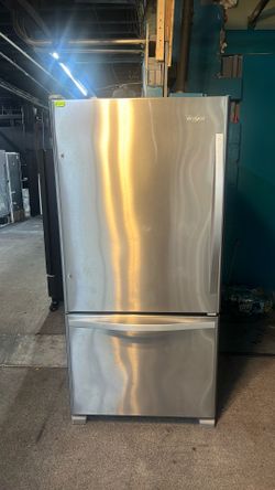 33”in wide whirlpool frige use like New Perfec working and warranty