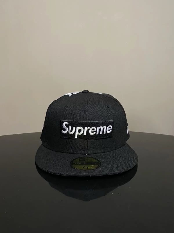 Supreme x New York Yankees Box Logo New Era