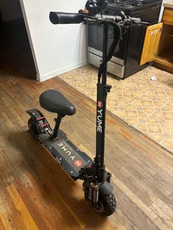 Electric scooter