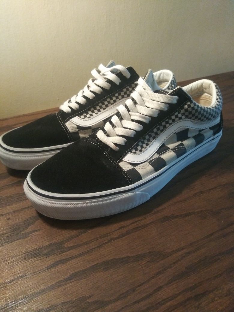 Vans shoes black and white checkers old school size 8 m
