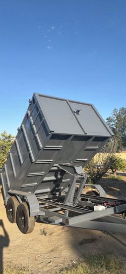 Scissor hoist dump trailer 12 ft ! 2027