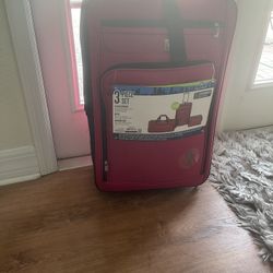 Suitcase Luggage 3 Piece Set New With Tags Pink